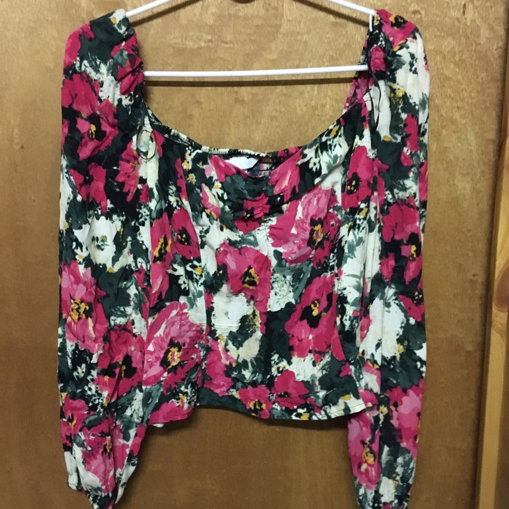 H&M floral blouse